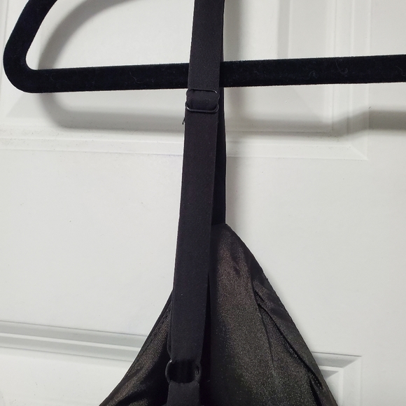 City Chic Sassy V Dress Black Size 18 NWT - Picture 14 of 16